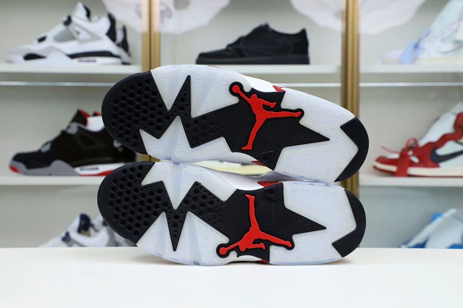 RED 6 JORDAN AIR OREO 1219